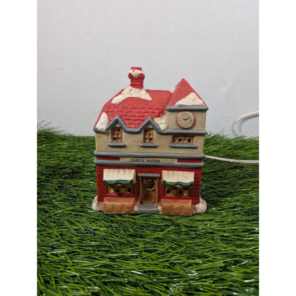 Vtg 1992 Christmas Streets Clock Maker Porcelain Lighted Village House. Works